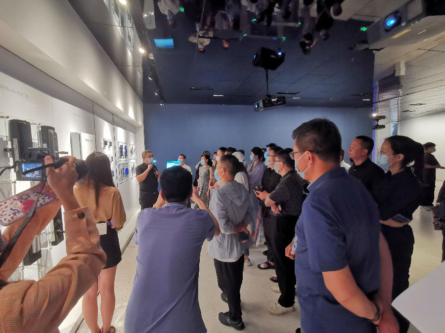 黃志勇展廳.jpg